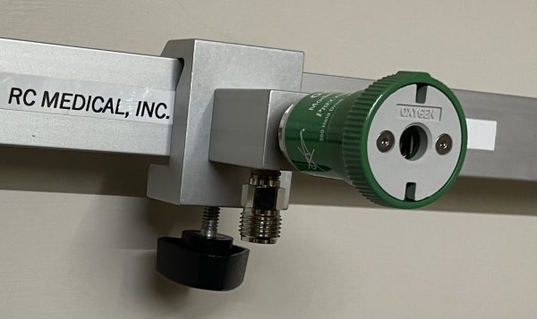 Eastern Rail Single Block with Ohmeda Style Coupler, Oxygen