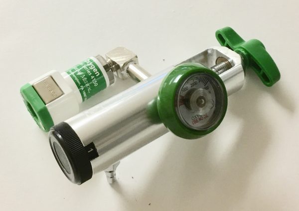 Fixed Flow Oxygen Regulator with Puritan Bennett Outlet, 0-25 LPM**CONFIGURATION MAY VARY**