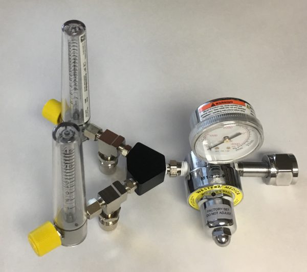 Air Large Cylinder Regulator, with 2 Flowmeters and (2) 50 PSI Aux Valves