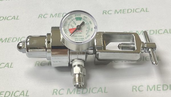Western Medica Oxygen Regulator, Preset 50 PSI with DISS Outlet, Small Cylinder