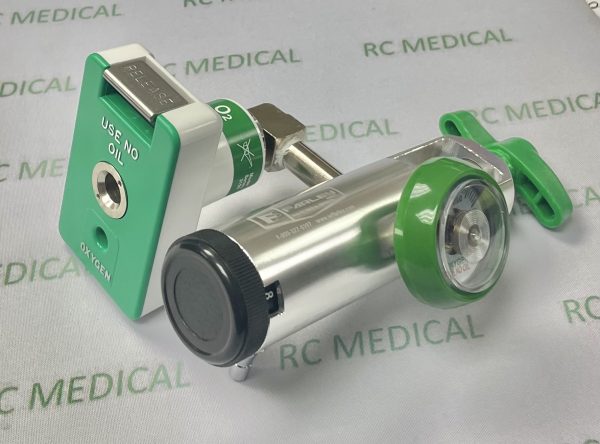 Fixed Flow Oxygen Regulator with Chemetron Outlet, 0-25 LPM