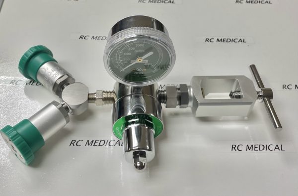 Oxygen Regulator with Dual Ohmeda Female Couplers, 50 PSI, Small Cylinder