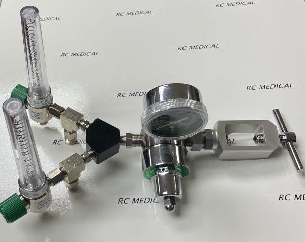 Dual Oxygen Regulator with (2) 50 PSI Auxiliary Valves, Small Cylinder